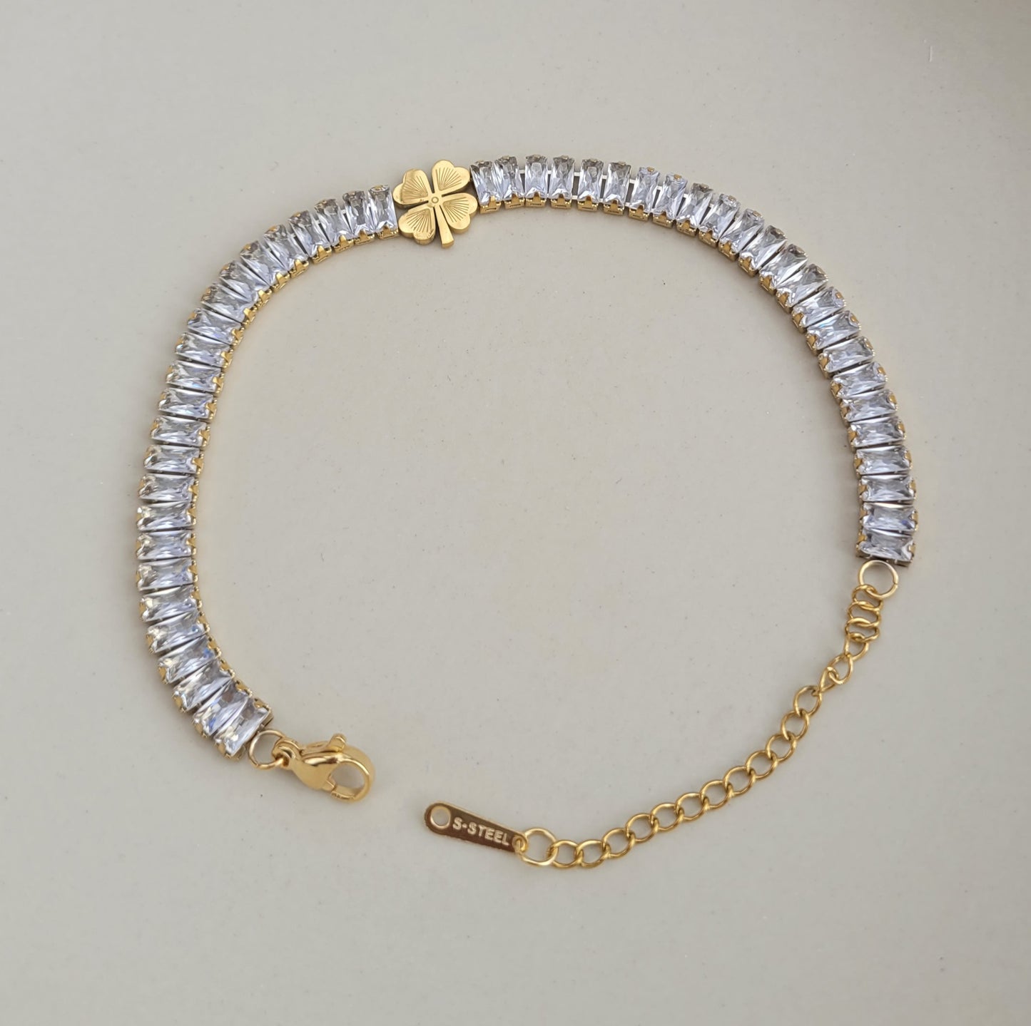Armschmuck Zircona