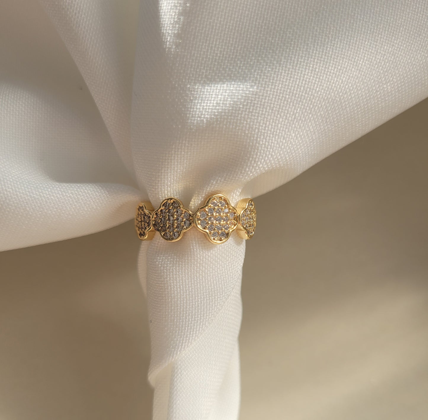 Ring Rose