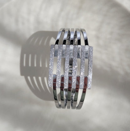 Lira bracelet